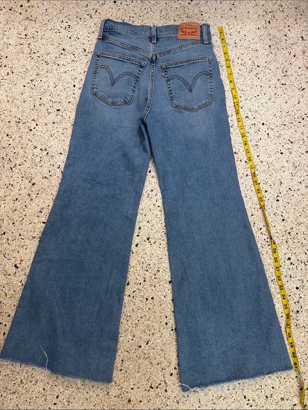 Levi’s Ribcage Bell raw hem jeans 29 high rise waist denim - Picture 6 of 7